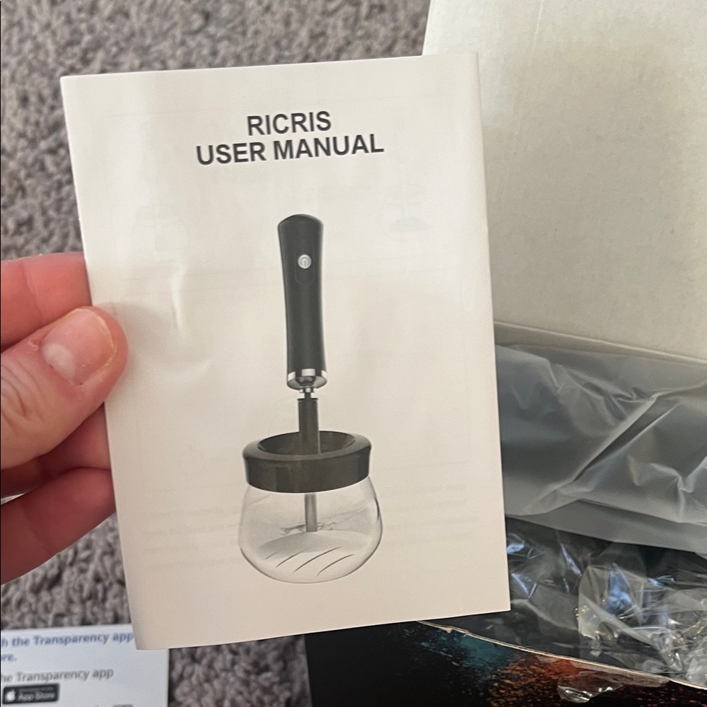 New in Box--Never Used (still wrapped in plastic) Automatic Makeup Brush Cleaner - Picture 6 of 8